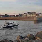 Pour 6 Sur La Grande Plage, St Gilles 생 질 크루아 드 비