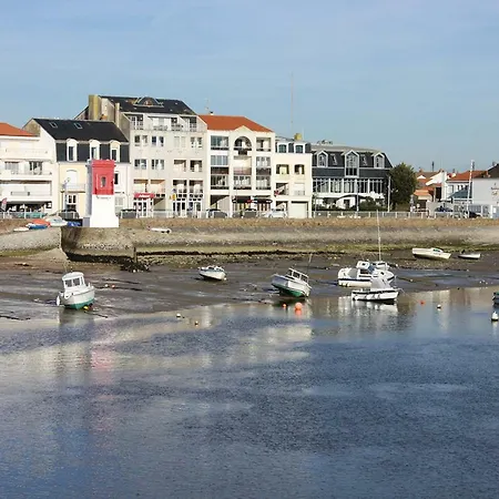 Pour 6 Sur La Grande Plage, St Gilles *