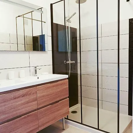 Pour 6 Sur La Grande Plage, St Gilles * Saint-Gilles-Croix-de-Vie