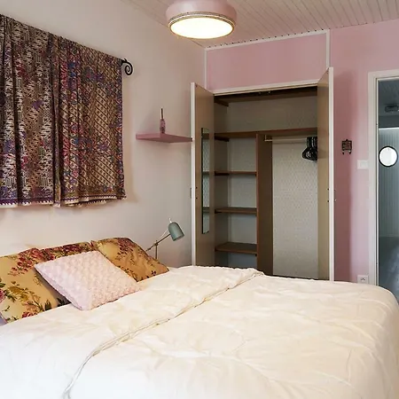 Pour 6 Sur La Grande Plage, St Gilles Apartment