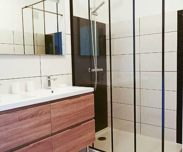 Pour 6 Sur La Grande Plage, St Gilles * Saint Gilles Croix de vie